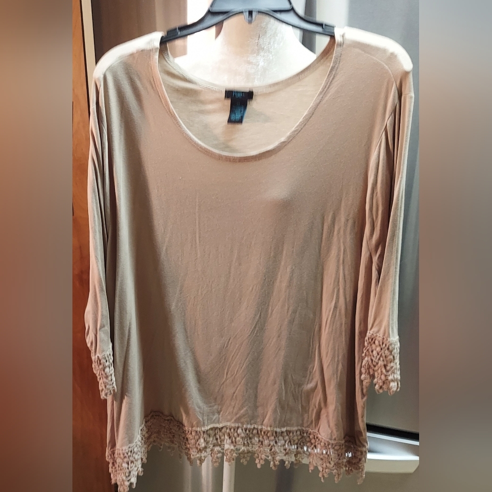 Womans Rue Plus in Size 2X Boho style Crochet Top Shirt in Taupe Brown